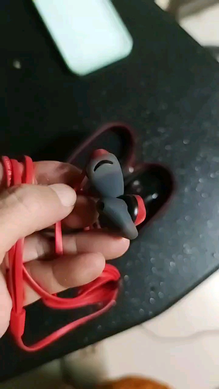reviewHyperX Gaming Headset Cloud Ear Buds Red หูฟัง หูฟังเกมมิ่ง Hyperx Cloud EarBuds comment 0