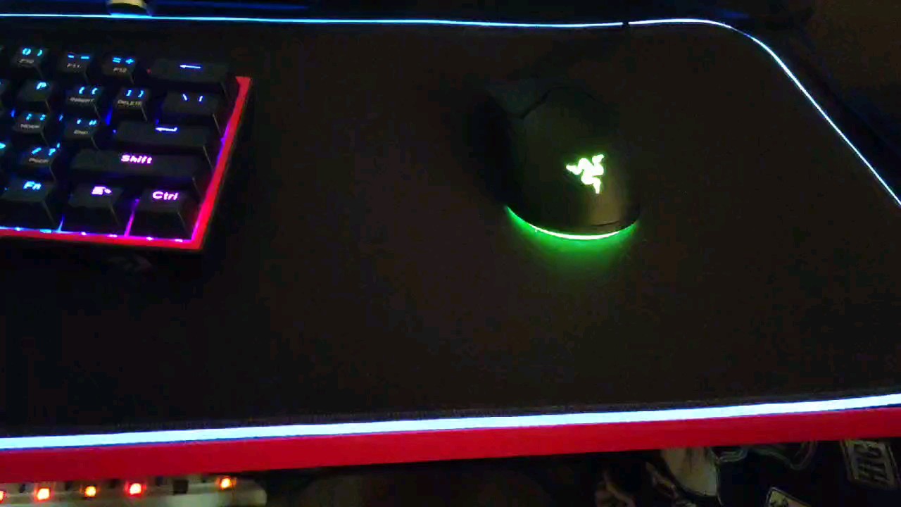 reviewแผ่นรองเมาส์ RGB แผ่นรองเมาส์ขนาดใหญ่ แผ่นรองเมาส์มีไฟ แผ่นรองเมาส์เกมมิ่ง 80x30 mouse pad gaming comment 0