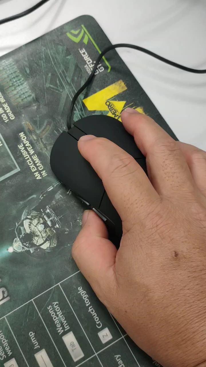 reviewเมาส์ IWACHI เมาส์เกมมิ่ง G1 เมาส์มีสายปุ่มกดไร้เสียง เมาส์เกมเมอร์ ระบบออปติคอล DPI 800 1600 2400 3200 ตั้งค่าได้  comment 0