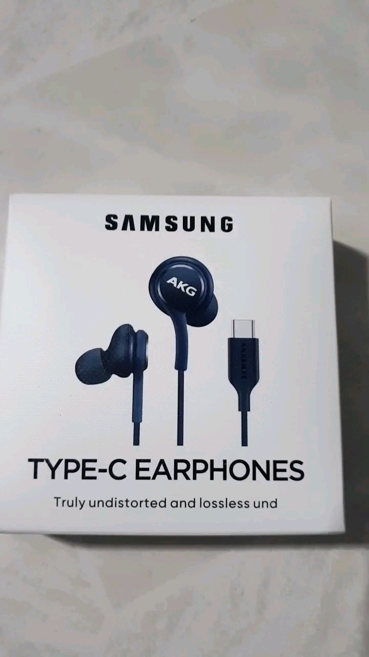 reviewสำหรับ หูฟังsamsung typec note10 รองรับโทรศัพท์มือถืออินเทอร์เฟซ typec ทั้งหมด เสียงดี พูดคุย ปรับระดับเสียงAAA comment 0
