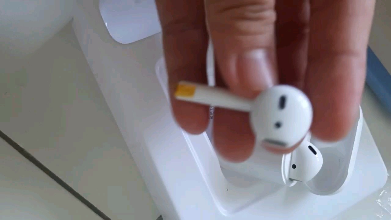 reviewร้านแนะนำ ตัดเสียงรบกวน HOCO DES03 หูฟังบลูทูธ ไร้สาย อัปเกรดใหม่ smalltalk แบบ earbuds สำหรับมือถือทุกรุ่น ของแท้ comment 0