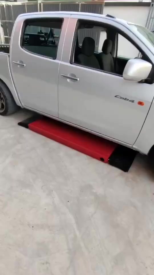 ลิฟท์เอ็กไดเซน nâng xe ô tô 3.5 tấn