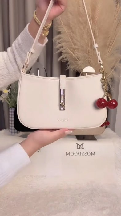 #mossdoom #กระเป๋าถือ #กระเป๋า #กระเป๋าคล้องไหล่ #Clearbag #ร้านเด็ดช้อปปี้ #ShopeeVideoMission #ขึ้นฟีด #ShopeeMall #ช้อปปี้ #Shopee #ShopeeVideo