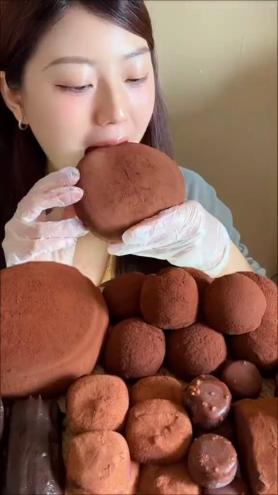 #ช็อคดูไบ #ดูไบชิววี่โมจิ #ดูไบโมจิ #dubaichewy #dubaichewymochi #đồ ăn vặt #đồ ăn nhẹ #đồ ăn nhẹ